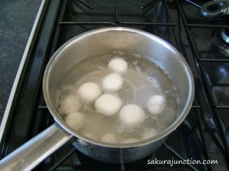 Cooking shiratama