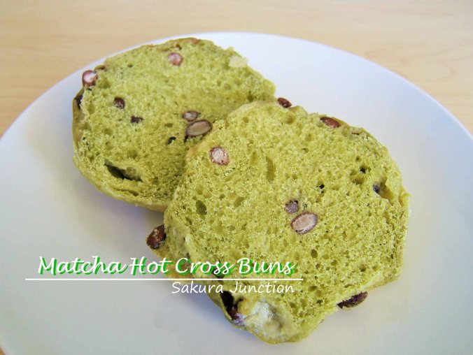 Matcha Hot Cross Buns halved