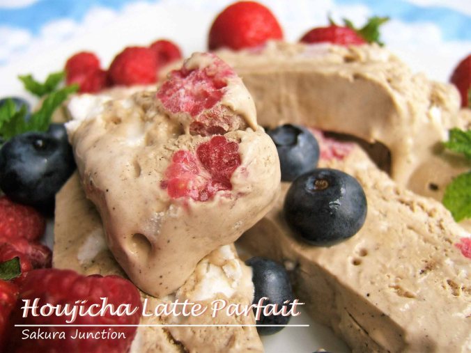 Houjicha Parfait close up 3